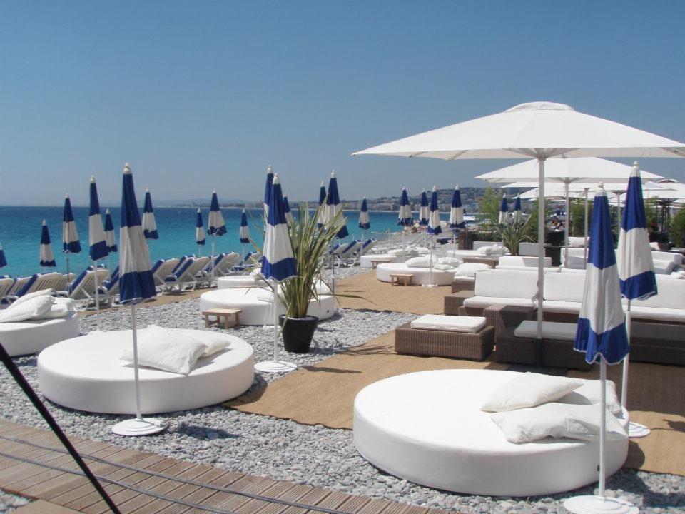 T4 Promenade Des